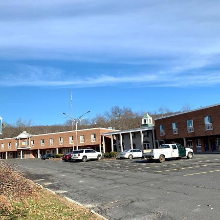 Tappan Zee Hotel West Nyack Екстер'єр фото