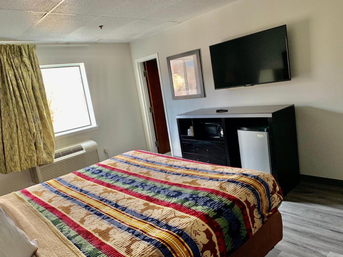 Tappan Zee Hotel West Nyack Екстер'єр фото