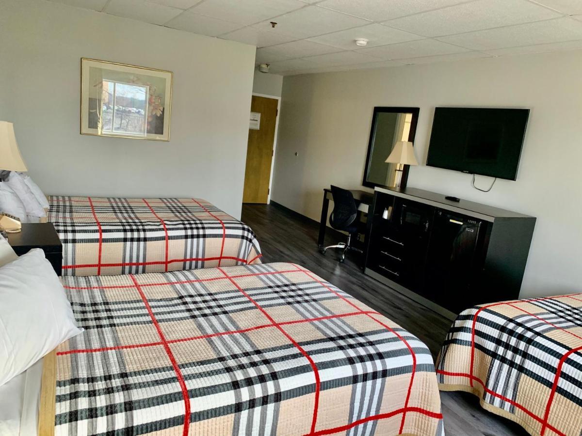 Tappan Zee Hotel West Nyack Екстер'єр фото