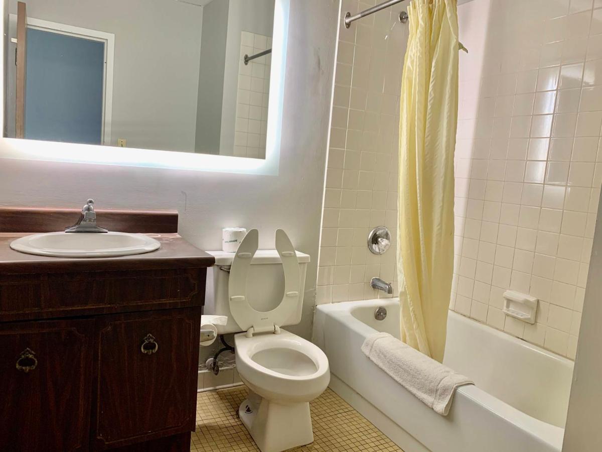 Tappan Zee Hotel West Nyack Екстер'єр фото